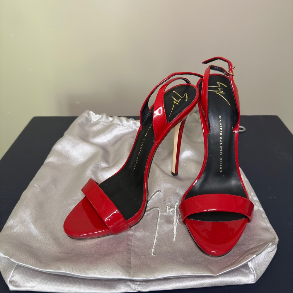 Giuseppe Zanotti patent leather sandals